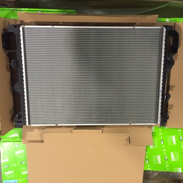 Radiator for 08-12 W221/CL550/S400 A/T
