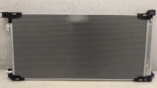 Condenser for Toyota Corolla 2.0L 19-21//Lexus UX200 2.0L 18- Gas//GAC-Toyota C-HR 18-
