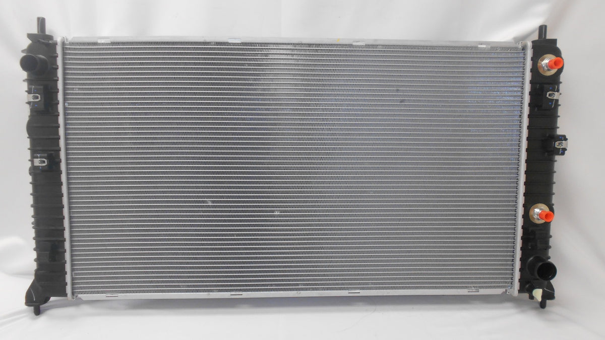 Radiator for GMC Sierra 1500 & Chevrolet Silverado 1500 | 13767 — original product image