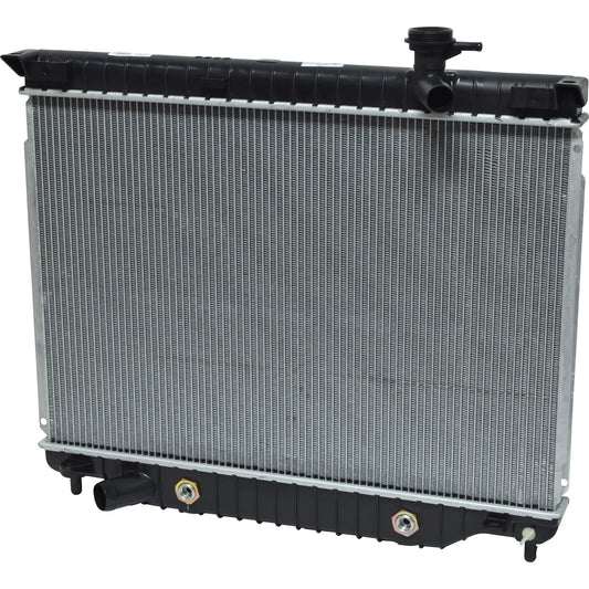 Radiator for Buick Rainier (2004–2007), Chevrolet Trailblazer (2002–2009), Chevrolet Trailblazer Ext (2002–2006), GMC Envoy XL (2002–2006), GMC Envoy XUV (2004–2005), GMC Envoy (2002–2009), Isuzu Ascender (2003–2008), +2 More Models — UFactory SKU 2458